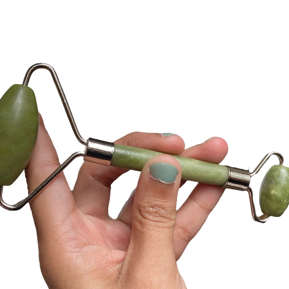 Jade facial roller